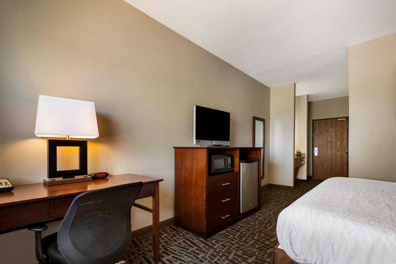 Surestay Plus Hotel By Best Western טופיקה מראה חיצוני תמונה