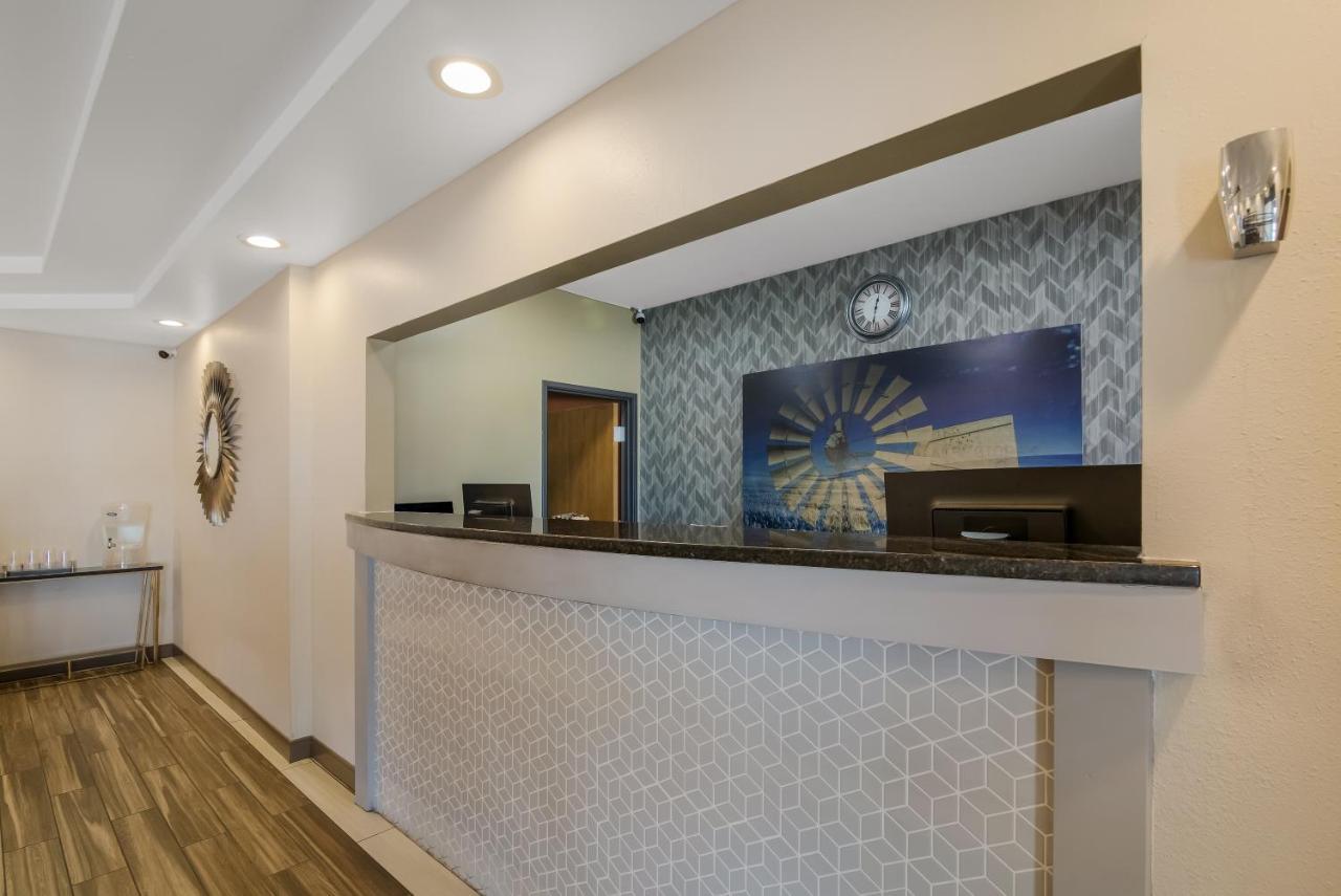 Surestay Plus Hotel By Best Western טופיקה מראה חיצוני תמונה