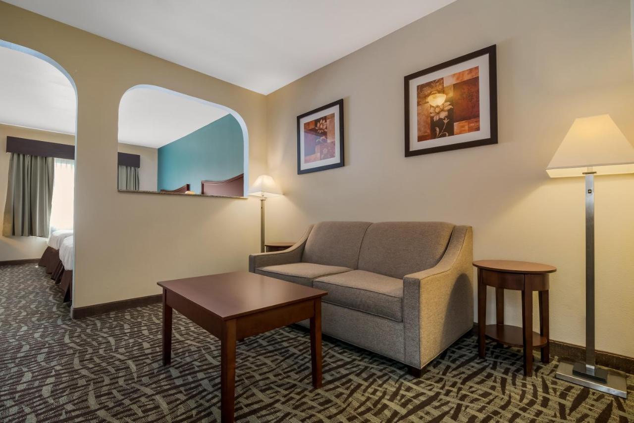 Surestay Plus Hotel By Best Western טופיקה מראה חיצוני תמונה
