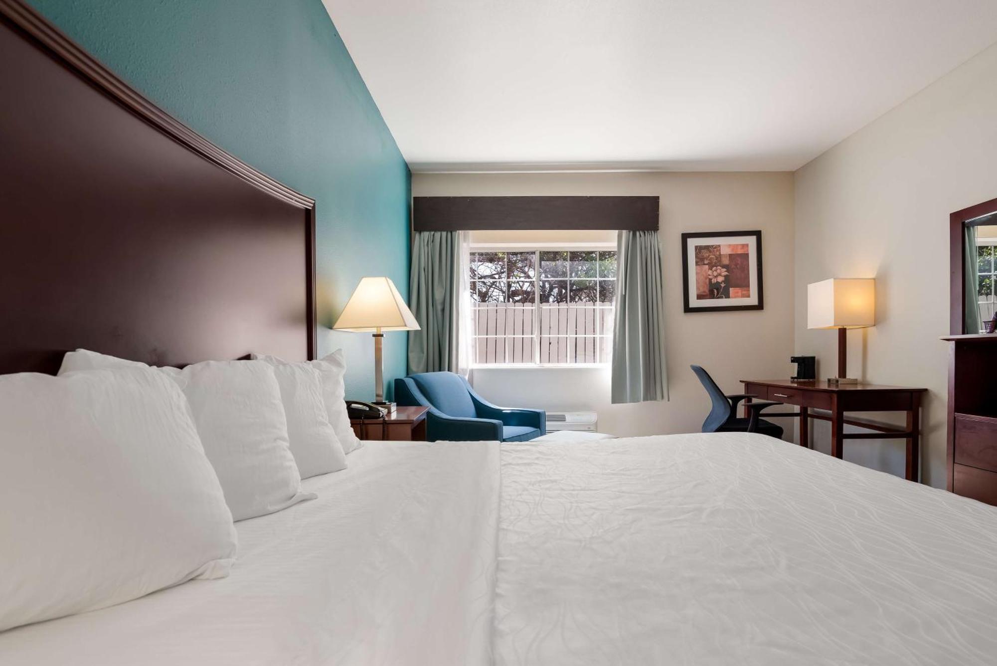 Surestay Plus Hotel By Best Western טופיקה מראה חיצוני תמונה