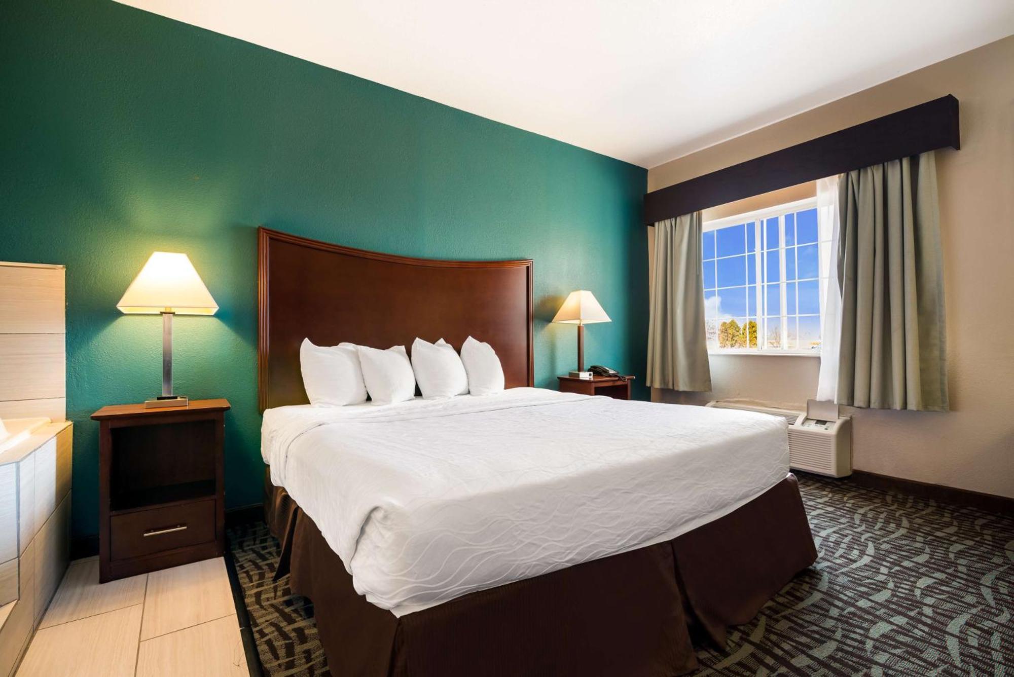 Surestay Plus Hotel By Best Western טופיקה מראה חיצוני תמונה