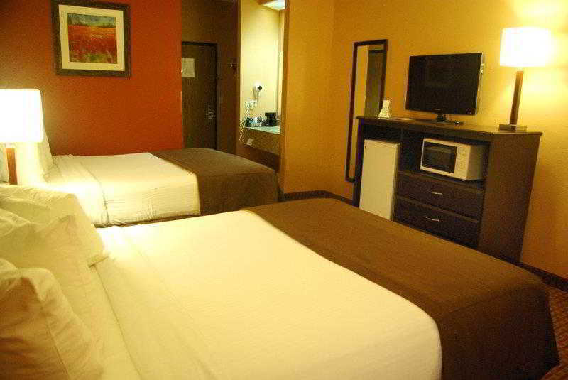 Surestay Plus Hotel By Best Western טופיקה מראה חיצוני תמונה