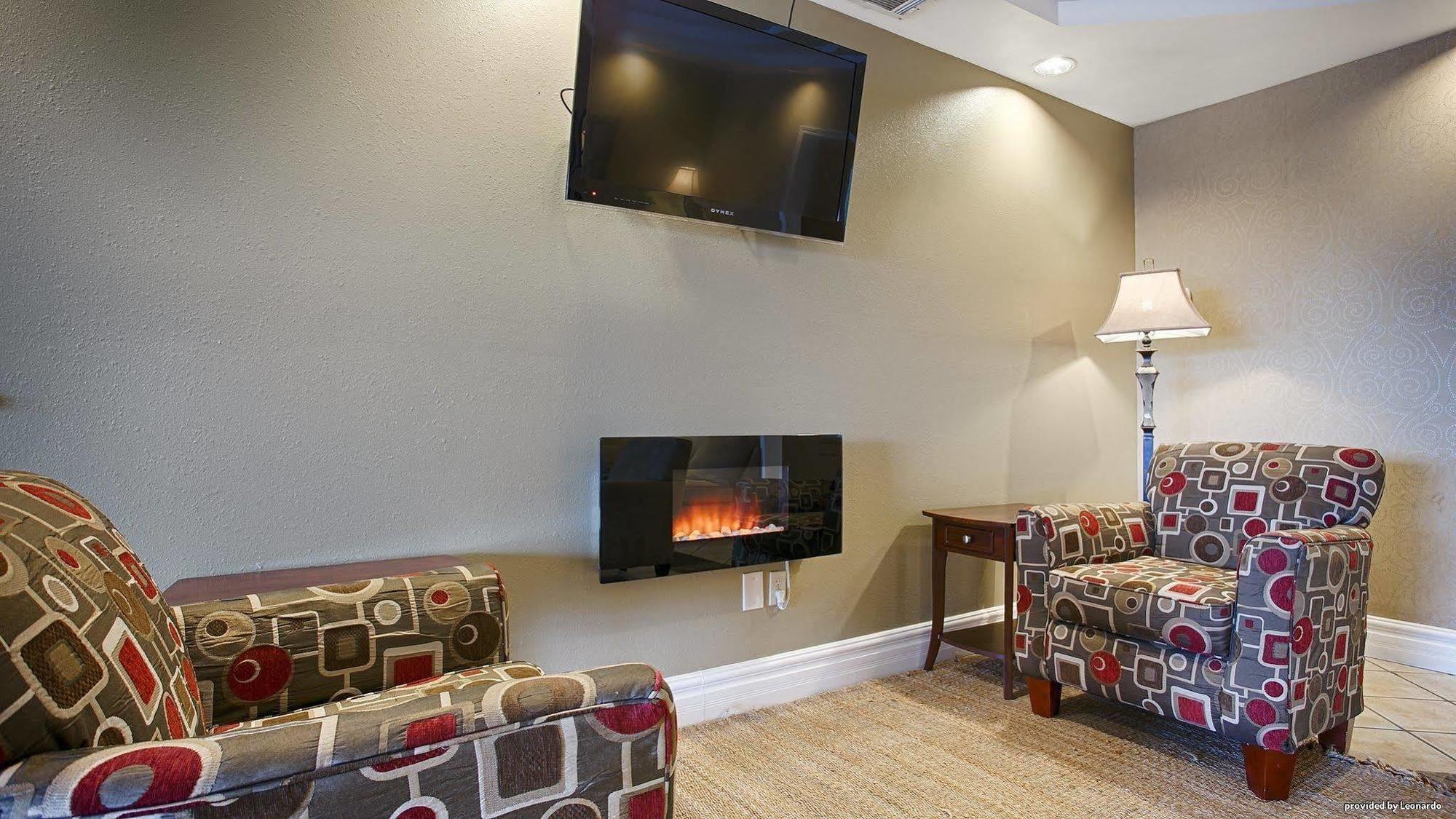 Surestay Plus Hotel By Best Western טופיקה מראה חיצוני תמונה