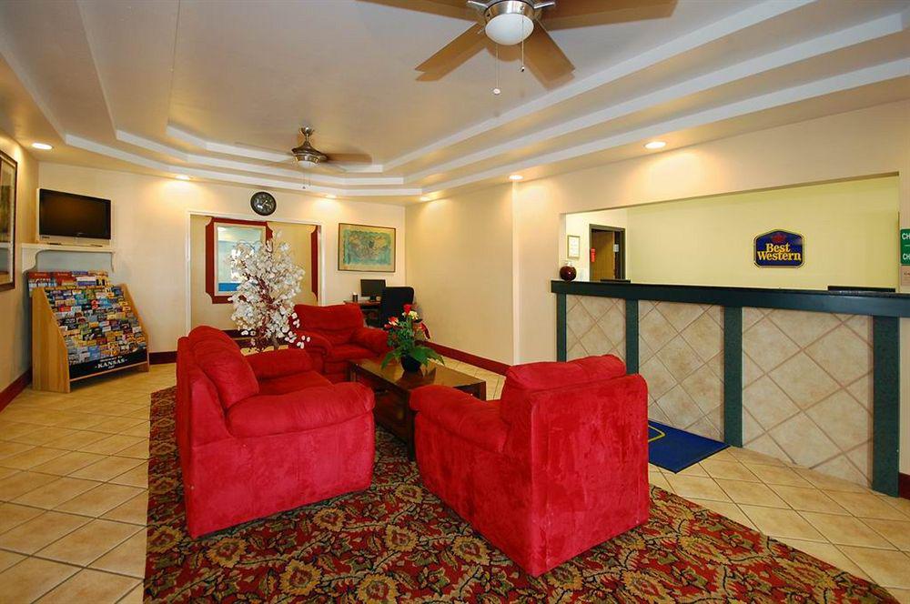 Surestay Plus Hotel By Best Western טופיקה מראה פנימי תמונה
